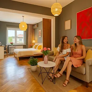  Apartament Woodie With Premium Comfort By Piata Unirii